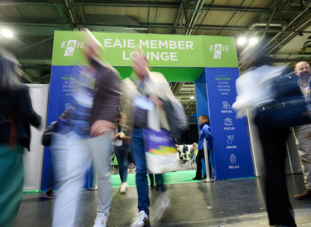 membership-benefit_member-lounge_block.jpg