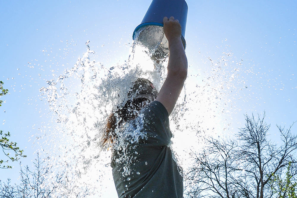 1000x667_Blog_IceBucketChallenge