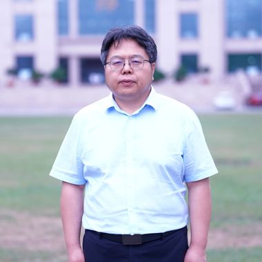Bingzhong Li