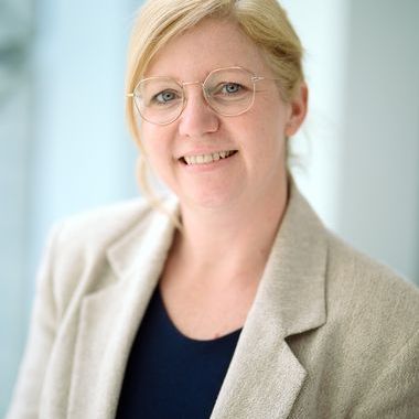 Iris Waringer