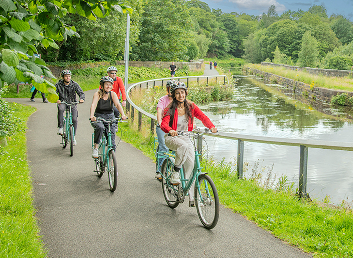 Cycle the green spaces of Glasgow